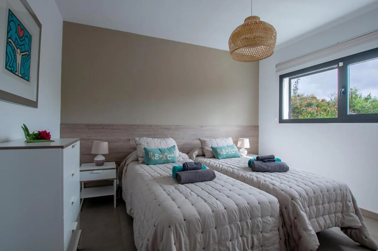 Wind Wave 28B - Heated & Shared Pool Villa La Oliva
